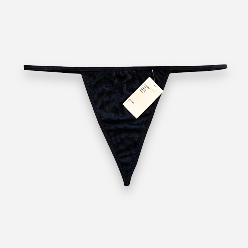 🌸New🌸 Large Urban Outfitters Out From Under V-string panty NWT